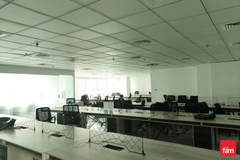 Office in Business Bay, Dubai 371.6 sq.m. № 49905 - photo 10