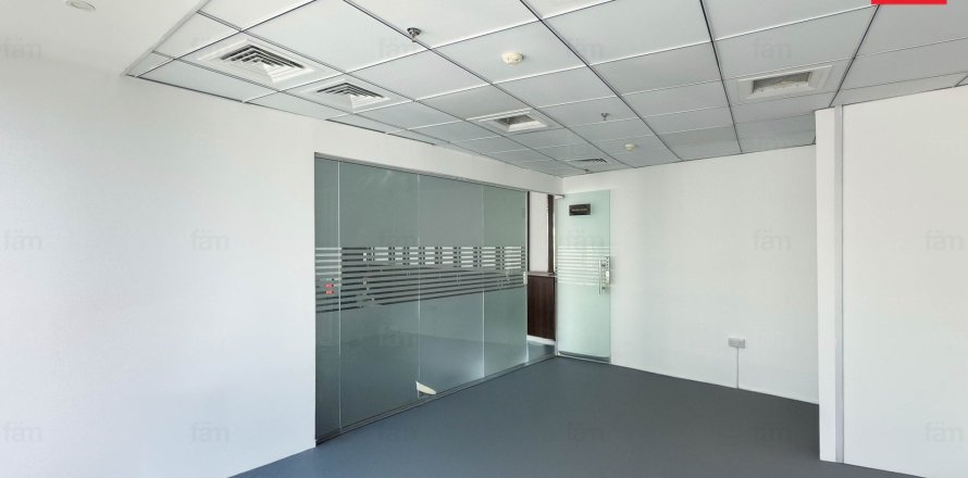 Офис в Бизнес-Бэе, Дубай, 371.6м², № 49905