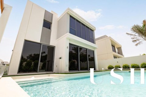 Купить виллу в Sidra Villas, Дубай Хилс Эстейт, Дубай: 3 спальни, 423м², № 39067 - фото 1