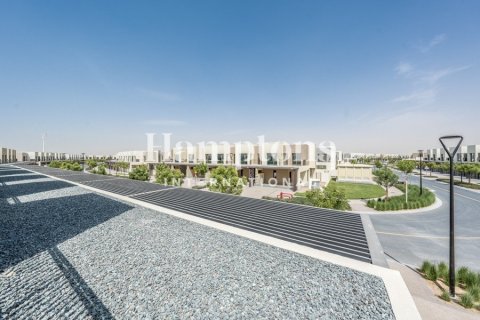 Townhouse in Dubai South (Dubai World Central), Dubai 4 bedrooms, 256.41228000 sq.m. № 90167 - photo 25