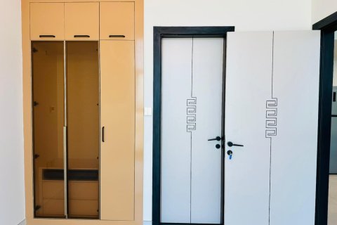 Снять в аренду квартиру в Arjan, Дубай: студию, 50.75м², № 90178 - фото 3