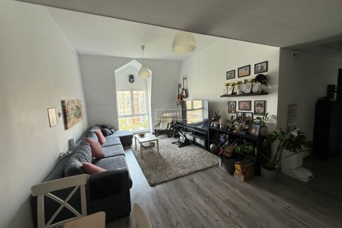 Apartamento en Discovery Gardens, Dubai, 1 dormitorio, 90 m², № 50454 - foto 2
