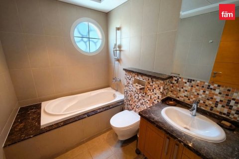 Villa in Jumeirah Park, Dubai 5 bedrooms, 694.3 sq.m. № 118462 - photo 10