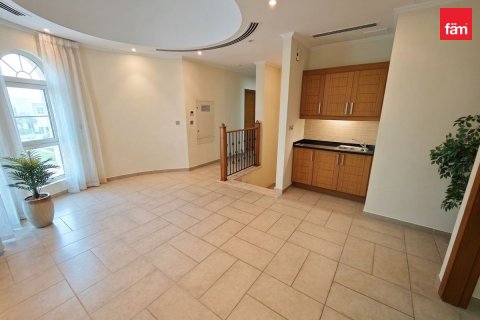 Villa in Jumeirah Park, Dubai 5 bedrooms, 694.3 sq.m. № 118462 - photo 8