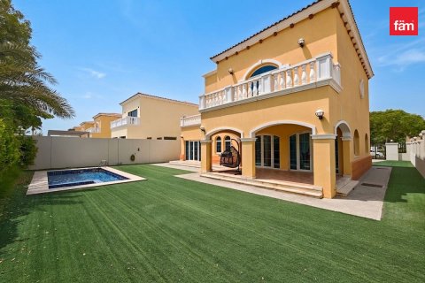 Villa in Jumeirah Park, Dubai 5 bedrooms, 694.3 sq.m. № 118462 - photo 24