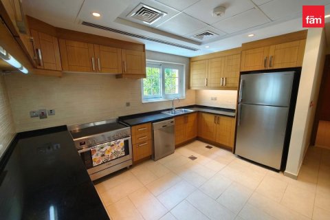 Villa in Jumeirah Park, Dubai 5 bedrooms, 694.3 sq.m. № 118462 - photo 5