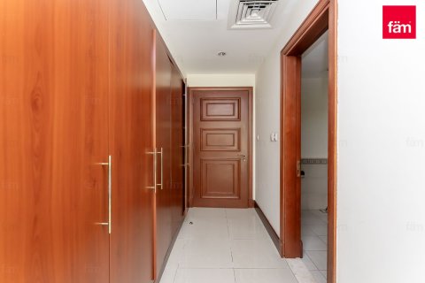 Apartment in Palm Jumeirah, Dubai 2 bedrooms, 175.4 sq.m. № 118464 - photo 9
