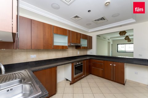 Apartment in Palm Jumeirah, Dubai 2 bedrooms, 175.4 sq.m. № 118464 - photo 7