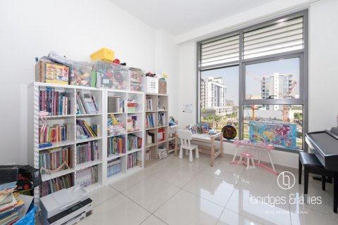 Снять в аренду квартиру в Дубай Хилс Эстейт, Дубай: 3 спальни, 181м², № 83211 - фото 7