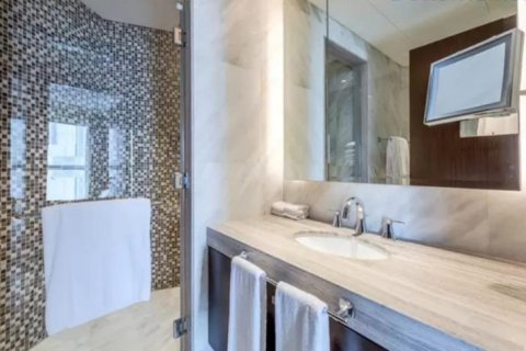 Снять в аренду квартиру в Даунтаун Дубай (Даунтаун Бурдж Дубай), Дубай: 3 спальни, 208м², № 83215 - фото 12