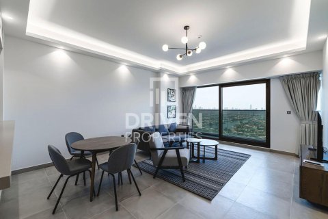 Apartment in Jumeirah Lake Towers, Dubai 1 bedroom, 89.09 sq.m. № 129226