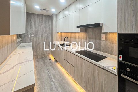 Купить квартиру в Дубай Марине, Дубай: 4 спальни, 224м², № 45958 - фото 14