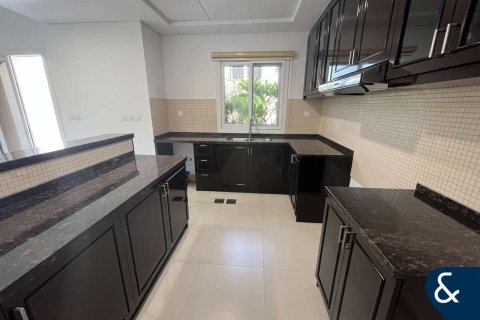 تاون هاوس في Dubai Land, دبي 3 غرف نوم, 211 م² رقم 75735 - صورة 6