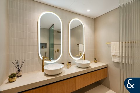 Apartment in Damac Heights, Dubai Marina, Dubai 2 bedrooms, 140 sq.m. № 75732 - photo 14