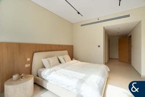 Apartment in Damac Heights, Dubai Marina, Dubai 2 bedrooms, 140 sq.m. № 75732 - photo 9