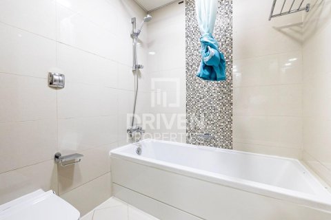 Apartment in Dubai Marina, Dubai 2 bedrooms, 120.03 sq.m. № 128224 - photo 18