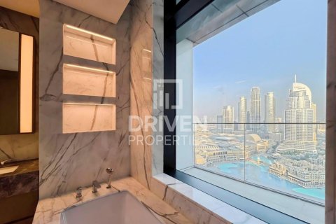 Apartment in Opera District, Downtown Dubai (Downtown Burj Dubai), Dubai 4 bedrooms, 481 sq.m. № 86596 - photo 16