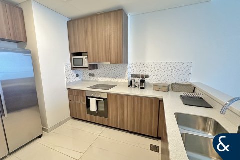 Apartment in Dubai Media City, Dubai 3 bedrooms, 210 sq.m. № 74805 - photo 6