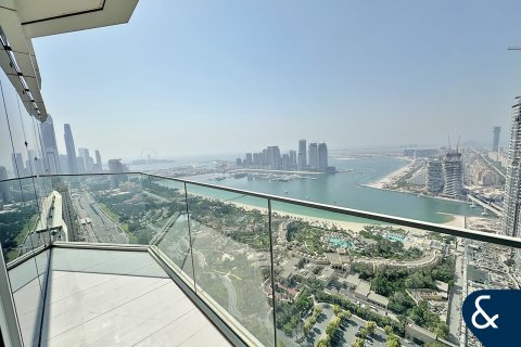 Apartment in Dubai Media City, Dubai 3 bedrooms, 210 sq.m. № 74805 - photo 1