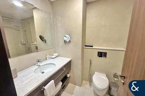 Apartment in Dubai Media City, Dubai 3 bedrooms, 210 sq.m. № 74805 - photo 10