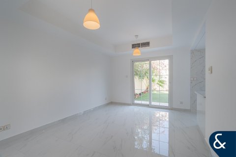 Villa in The Springs, Dubai 2 bedrooms, 157 sq.m. № 74807 - photo 3
