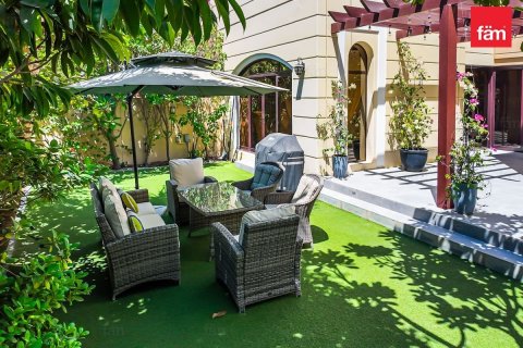 Townhouse in Dubai 4 bedrooms, 309.4 sq.m. № 114310 - photo 26