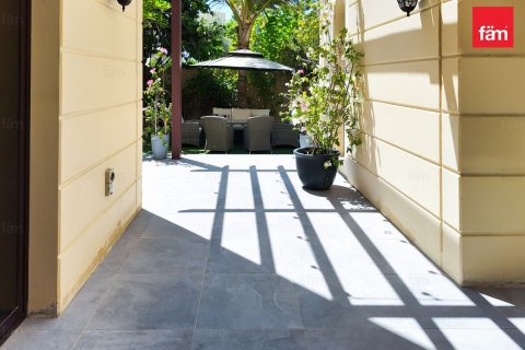 Townhouse in Dubai 4 bedrooms, 309.4 sq.m. № 114310 - photo 29