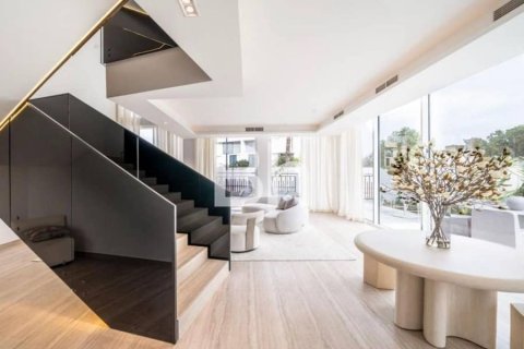 Adosado en Al Barari, Dubai, 4 dormitorios, 459 m², № 57683 - foto 4