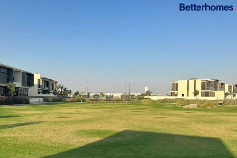 Villa in Dubai Hills Estate, Dubai 4 bedrooms, 660 sq.m. № 57682 - photo 2