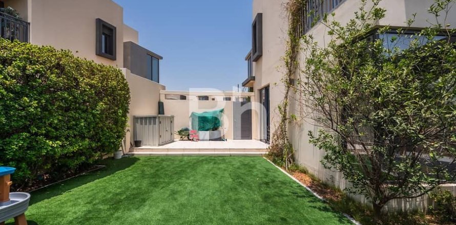 Townhouse in Dubai Hills Estate, Dubai 4 bedrooms, 339 sq.m. № 57681