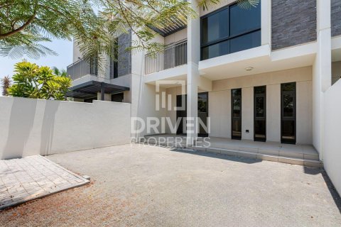Townhouse in Dubai 3 bedrooms, 184.69 sq.m. № 127130 - photo 11