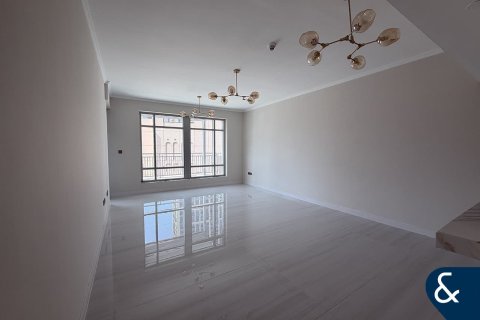 Apartment in BURJ VIEWS in Downtown Dubai (Downtown Burj Dubai), Dubai 1 bedroom, 105 sq.m. № 99160 - photo 6