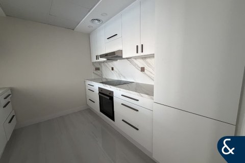 Apartment in BURJ VIEWS in Downtown Dubai (Downtown Burj Dubai), Dubai 1 bedroom, 105 sq.m. № 99160 - photo 9