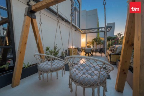 Apartment in Dubai Hills Estate, Dubai 3 bedrooms, 244.2 sq.m. № 70649 - photo 15