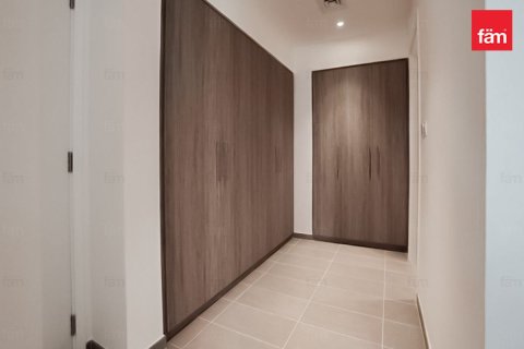 Apartment in Dubai Hills Estate, Dubai 3 bedrooms, 244.2 sq.m. № 70649 - photo 7