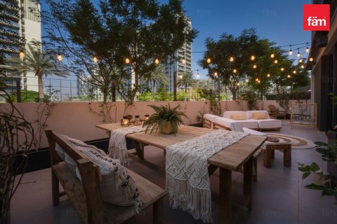 Apartment in Dubai Hills Estate, Dubai 3 bedrooms, 244.2 sq.m. № 70649 - photo 1