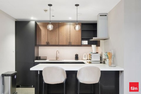 Appartement à Dubai, 2 chambres, 131.8 m², № 97741 - photo 2