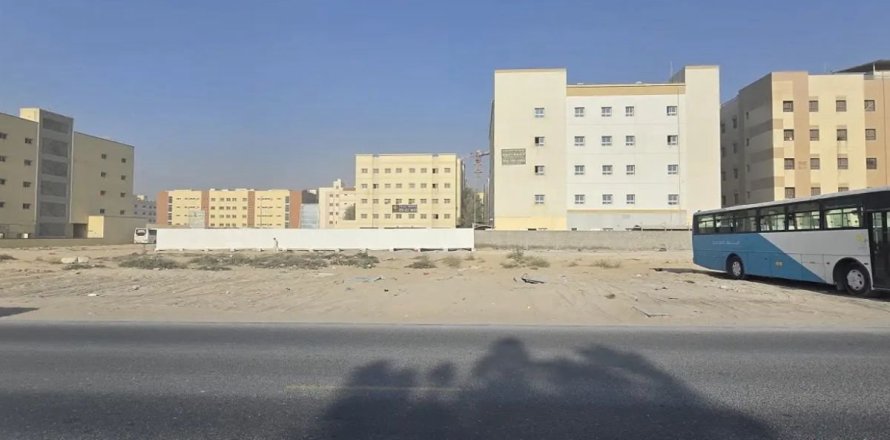 Terreno en Jebel Ali, Dubai, 1950 m², № 97753