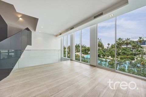 Villa in Al Barari, Dubai 4 bedrooms, 458.94 sq.m. № 119681 - photo 11