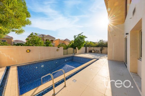 Villa en The Villa, Dubai, 6 dormitorios, 387.96 m², № 119686 - foto 27