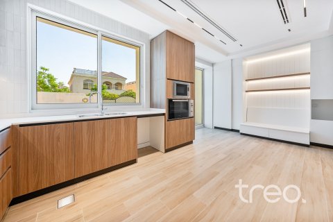 Villa en The Villa, Dubai, 6 dormitorios, 387.96 m², № 119686 - foto 8