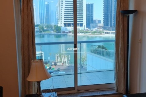 Apartamento en Jumeirah Lake Towers, Dubai, 1 dormitorio, 66.7 m², № 46585 - foto 1