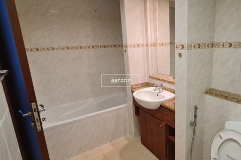 Apartamento en Jumeirah Lake Towers, Dubai, 1 dormitorio, 66.7 m², № 46585 - foto 3