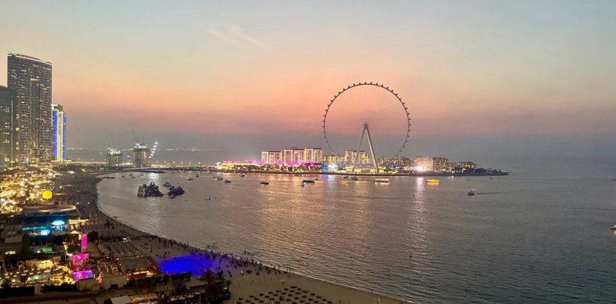 Apartment in Dubai Marina, Dubai 3 bedrooms, 297.5 sq.m. № 89393