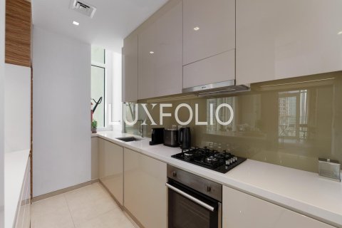 Apartment in Jumeirah Lake Towers, Dubai 2 bedrooms, 138 sq.m. № 45336 - photo 8
