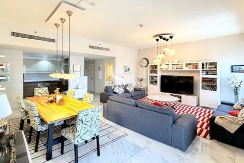 Apartamento en Rimal, Jumeirah Beach Residence, Dubai, 2 dormitorios, 131 m², № 113222 - foto 7