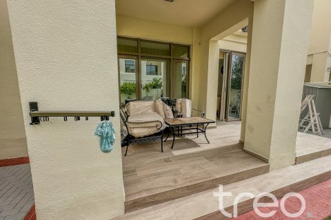 Villa in Mira Oasis, Reem, Dubai 3 bedrooms, 278.15 sq.m. № 120189 - photo 17