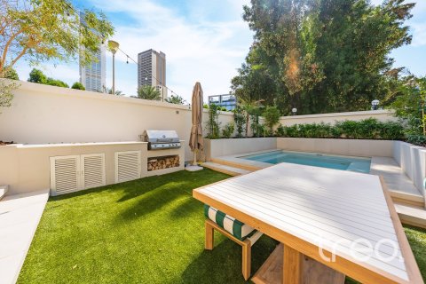 Maison de ville à Jumeirah Village Triangle, Dubai, 1 chambre, 151.99 m², № 120190 - photo 14
