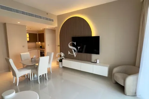 Снять в аренду квартиру в EMAAR Beachfront, Dubai Harbour, Дубай: 1 спальня, 82м², № 72459 - фото 2