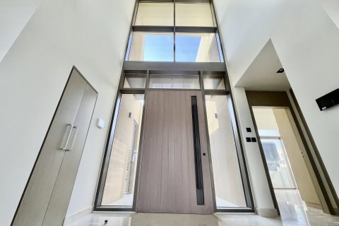 Adosado en Dubai, 4 dormitorios, 520 m², № 96841 - foto 5